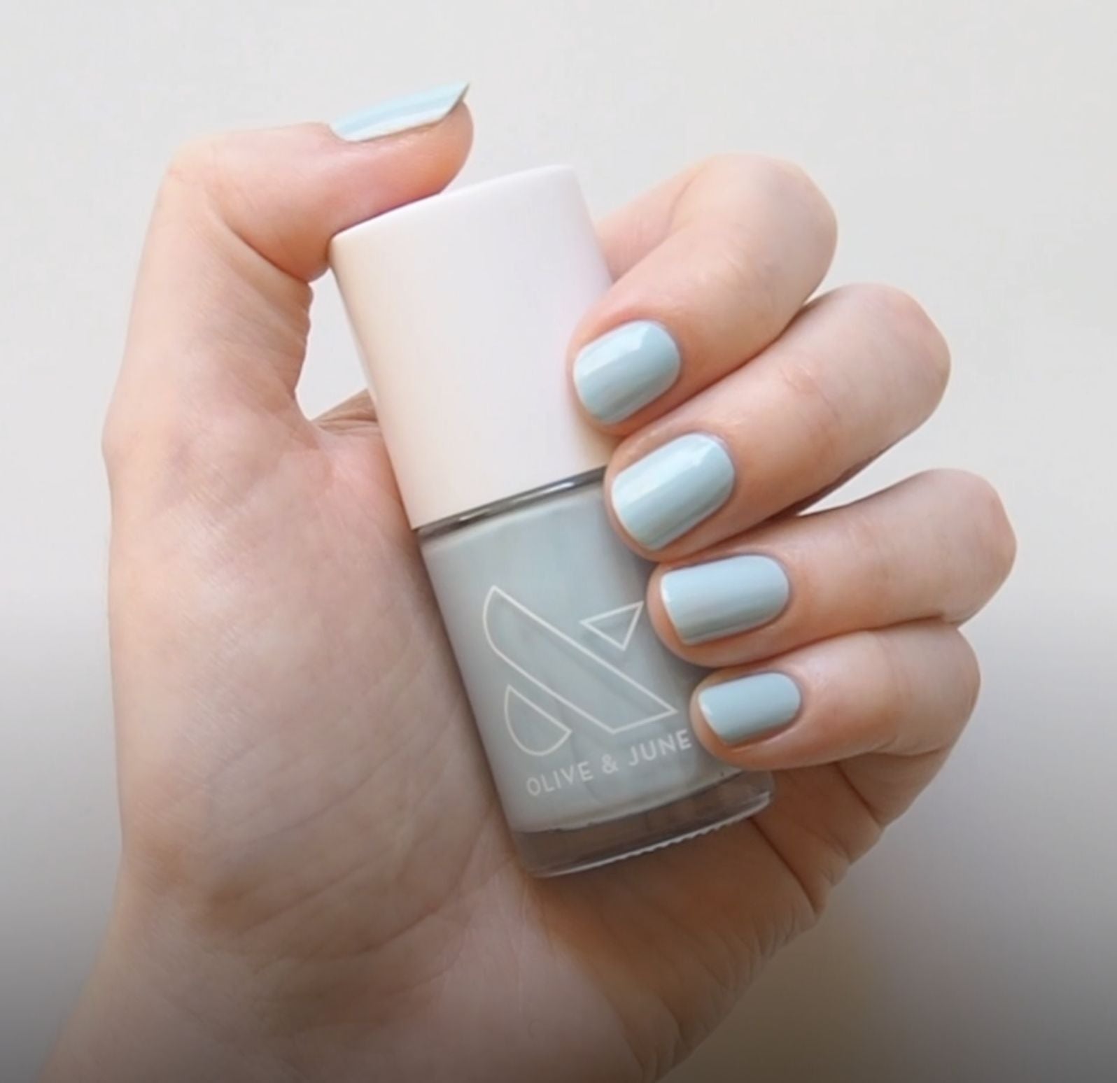 Honest & True - Image 12