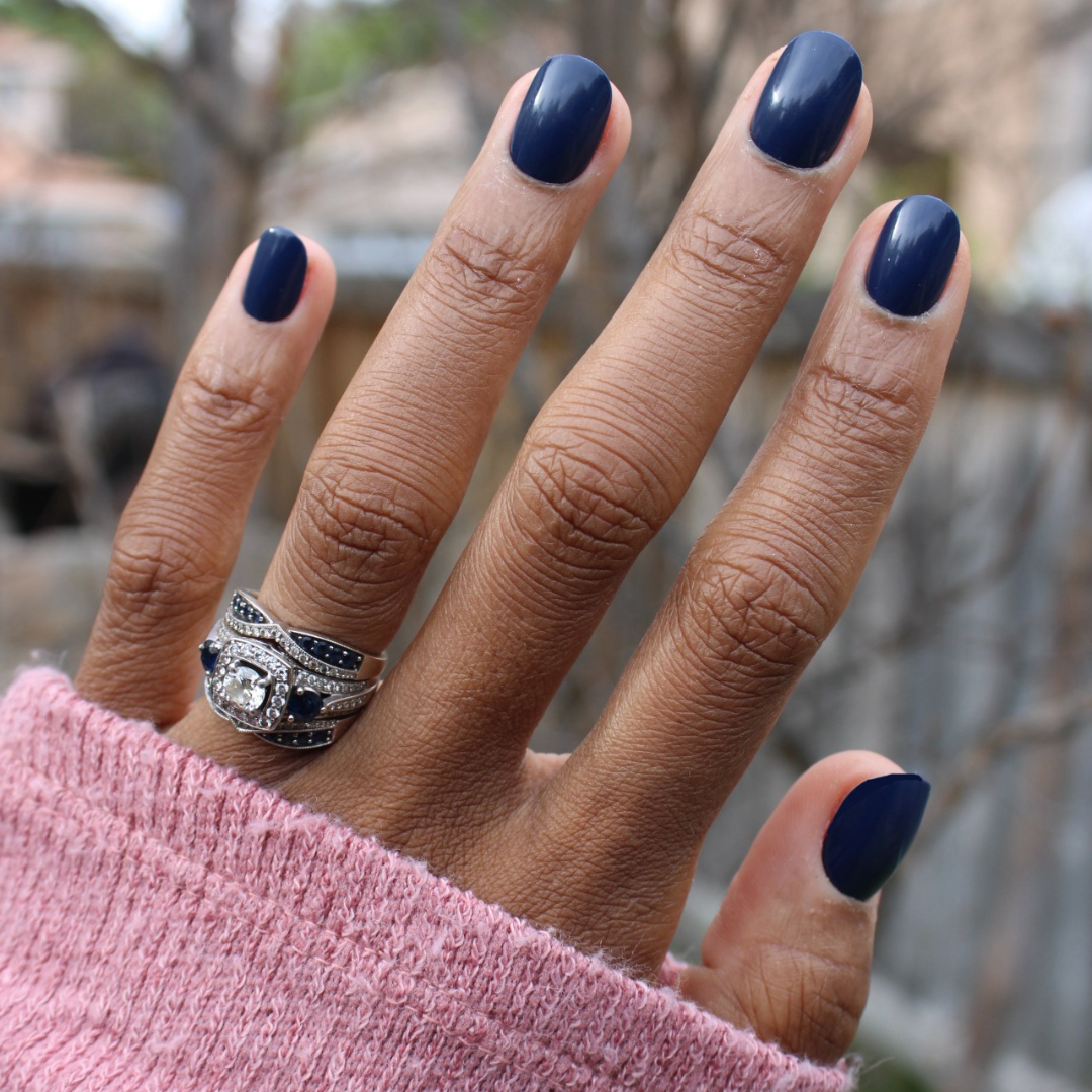 Suited | Extra Short | Round - Tab Press-On - Image 3